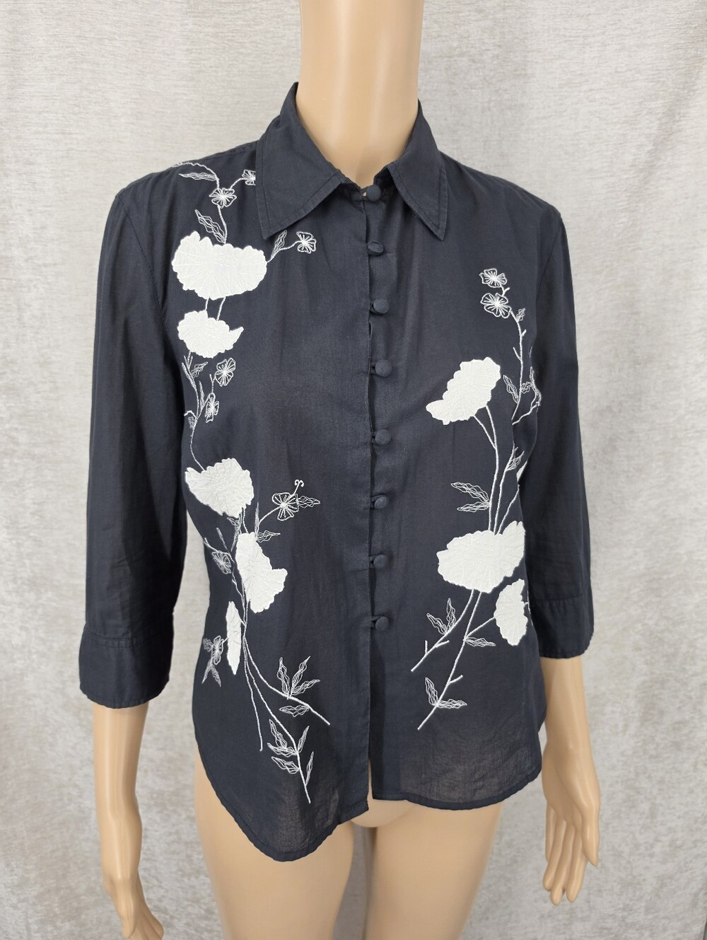 French Connection Semi Sheer Cotton Black Floral Button-Front Women’s Top